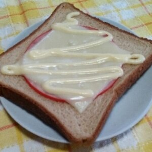 朝食☆ハムチーズマヨネーズトースト